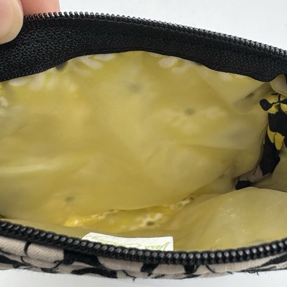 Vera Bradley Bag Cosmetic Make Up Small Baroque Travel Case Black 6"x4" Lined - Picture 8 of 9